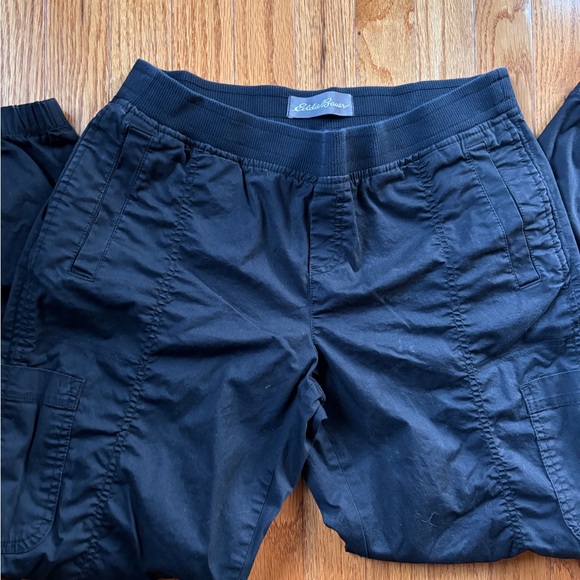 Eddie Bauer women’s black utility jogger with elastic waistband, size 8 - Picture 4 of 11